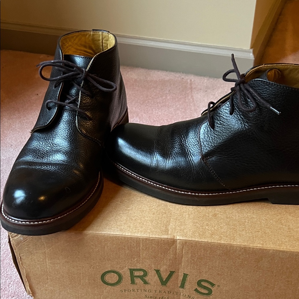 Orvis Black Leather Chukka Boots